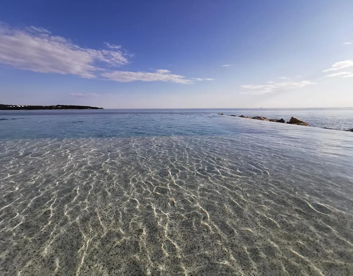 Lora Deluxe Superior 5 Star Apartment, Your Piece Of Heaven By The Sea & Park With Sea & Park View Novigrad Istria 0*,  Kroatien