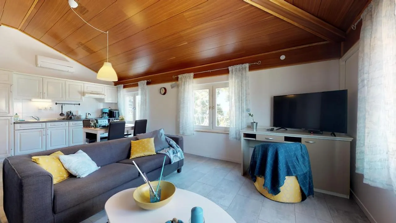 Lora Deluxe Superior 5 Star Apartment, Your Piece Of Heaven By The Sea & Park With Sea & Park View Novigrad Istria 公寓
